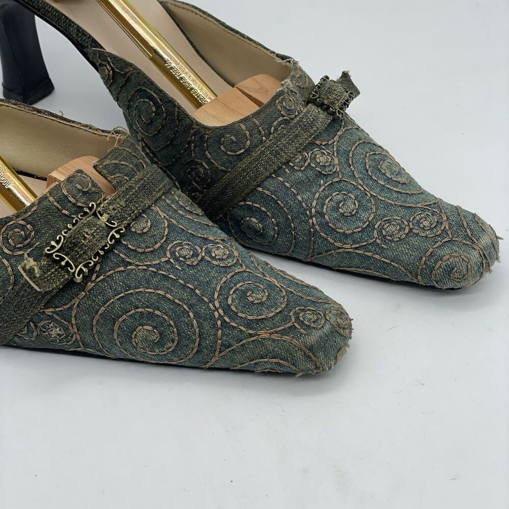 Slip On Mid Wash Denim Stitched 3in Heels Women’s 8 Blue Gold Buckle Accent Boho - Picture 11 of 16